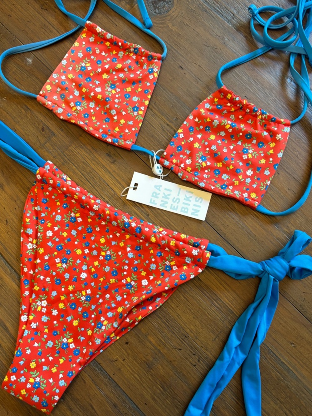 NWT Frankie’s bikinis floral bikini set